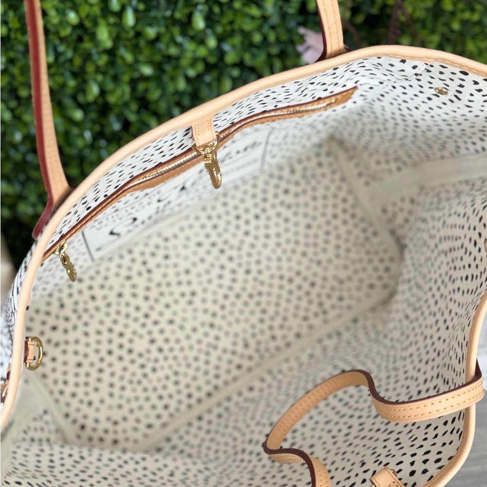Louis Vuitton Pre-Owned Yayoi Kusama 2012 MM Monogram Never Full MM - Picture 5 of 16